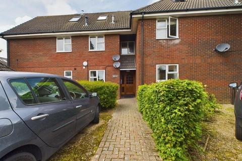 2 bedroom flat for sale, Carlisle Court, Southampton SO16