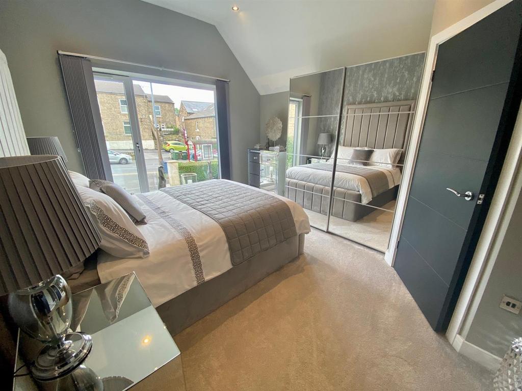 97a stocks bank road bed 3.jpg