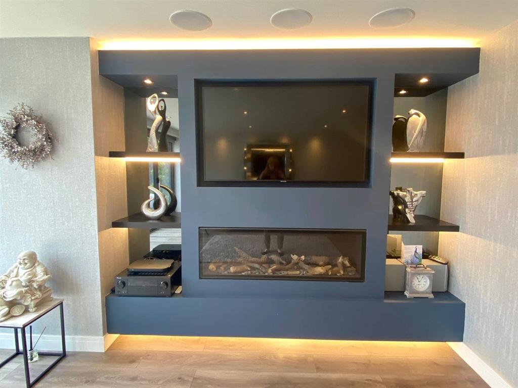 97a stocks bank road media unit.jpg