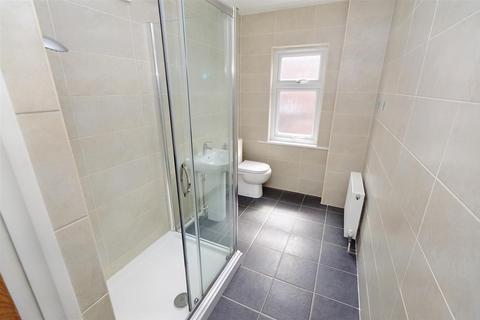 73 Danvers Road, Leicester, LE3 2AE