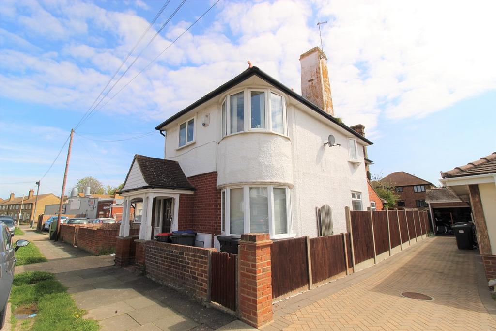 Pier Avenue, Herne Bay, CT6 1 bed flat for sale £185,000