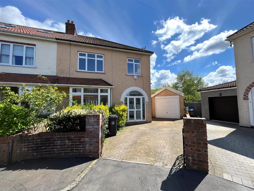 South Grove, Henleaze 3 bed semidetached house £700,000