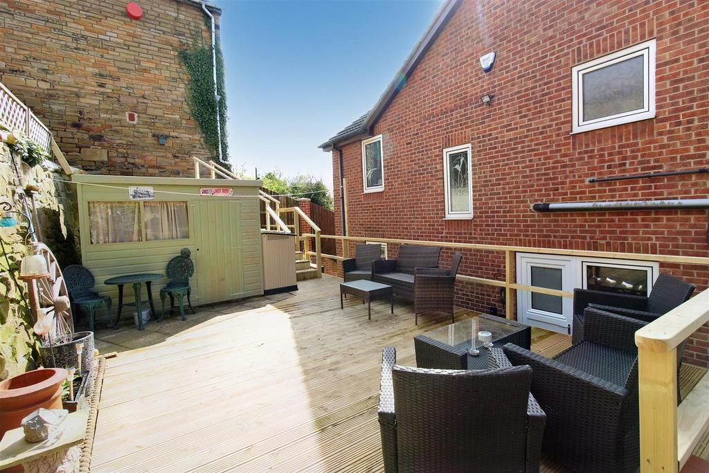 Grove Street, Worsbrough, Barnsley S70 4SN 3 bed detached house for