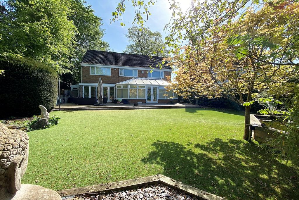 Redlake Drive, Pedmore, Stourbridge, DY9 4 bed detached house for sale