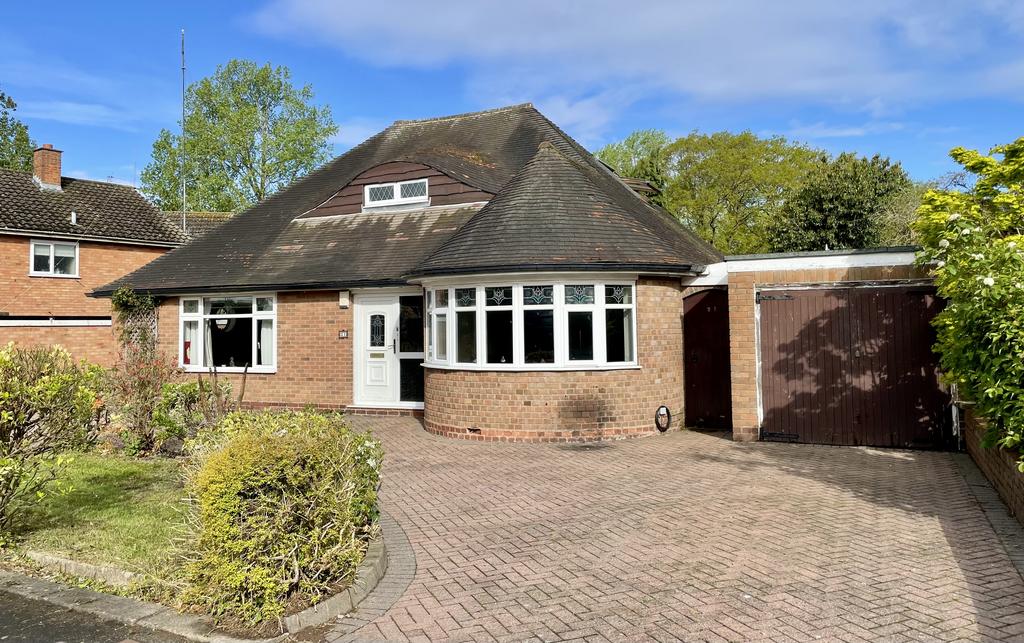 Green Lane, Coleshill, West Midlands, B46 4 bed bungalow for sale £