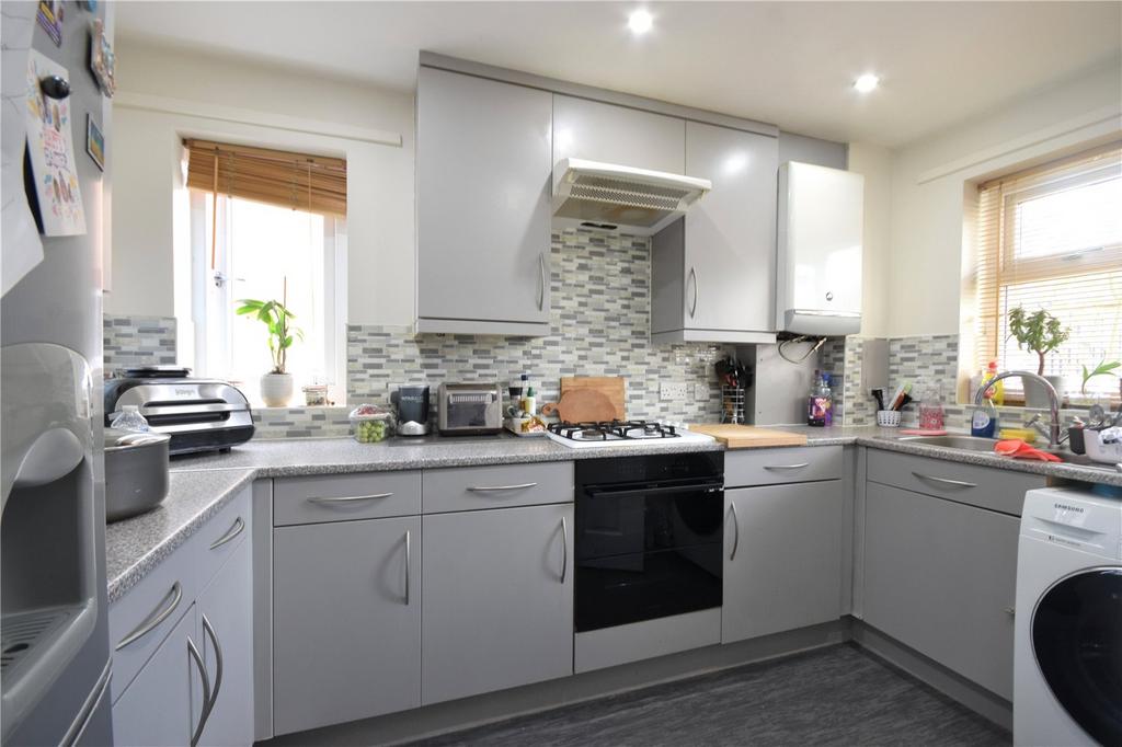 Reigate, Surrey, RH2 2 bed for sale £280,000