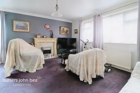 2 bedroom detached bungalow for sale - Park Mount Drive, Macclesfield