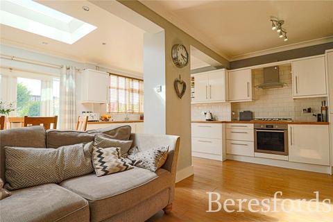 31 Purbeck Road, Hornchurch, RM11 1LX