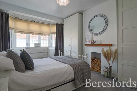 31 Purbeck Road, Hornchurch, RM11 1LX