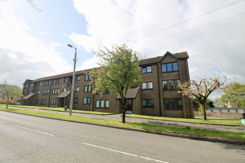 Gleneagles Court, Hilton Road G64 3DZ 2 bed flat for sale £155,000