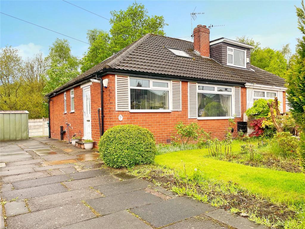Rishworth Drive, New Moston, Greater Manchester, M40 2 bed semi