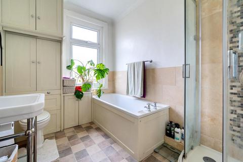 18 Durban Road, Beckenham, BR3 4EZ