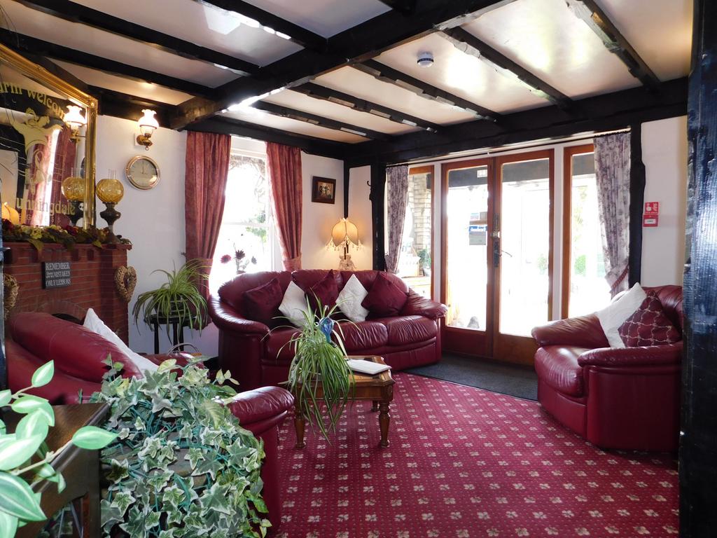 19 Sea View Road, Skegness PE25 Guest house for sale £395,000