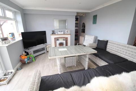 8 Chapel Close, Chapel St Leonards, Skegness, PE24 5UU