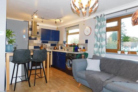 1 bedroom flat for sale, Lansdowne Road, Skegness PE25