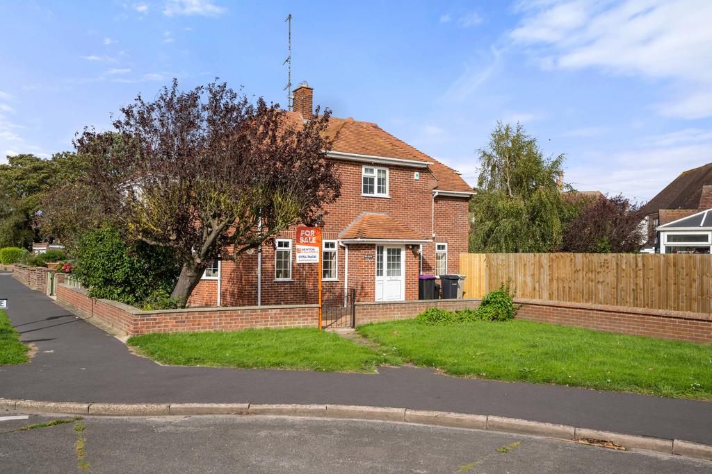 Seacroft Square, Skegness PE25 3 bed detached house for sale £250,000