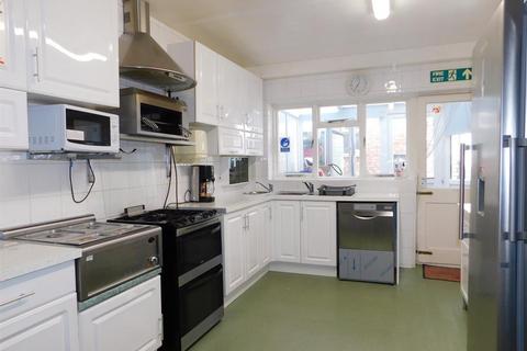 Guest house for sale, South Parade, Skegness PE25