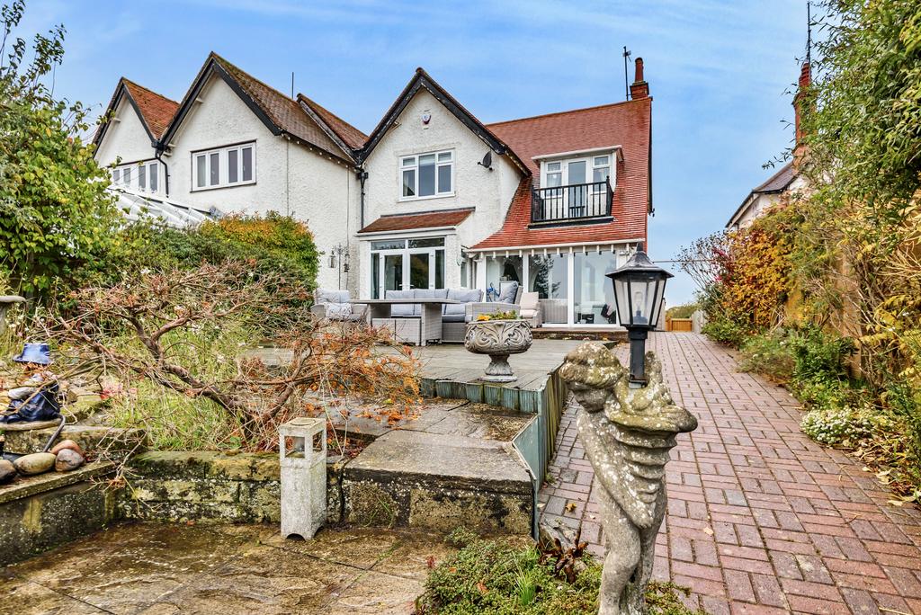 St Andrews Drive, Skegness PE25 3 bed semidetached house for sale £