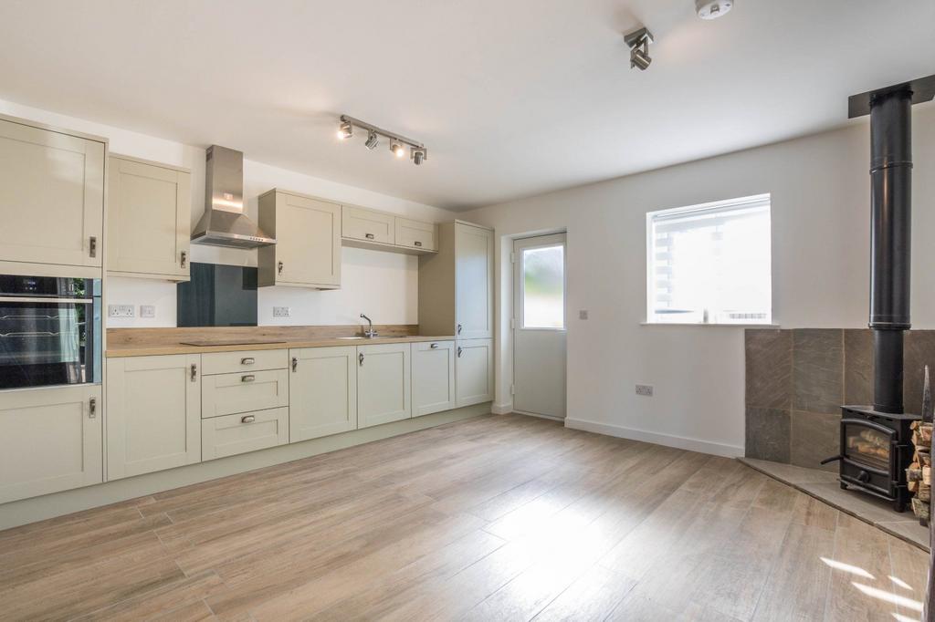 Kitchen, dining and living space