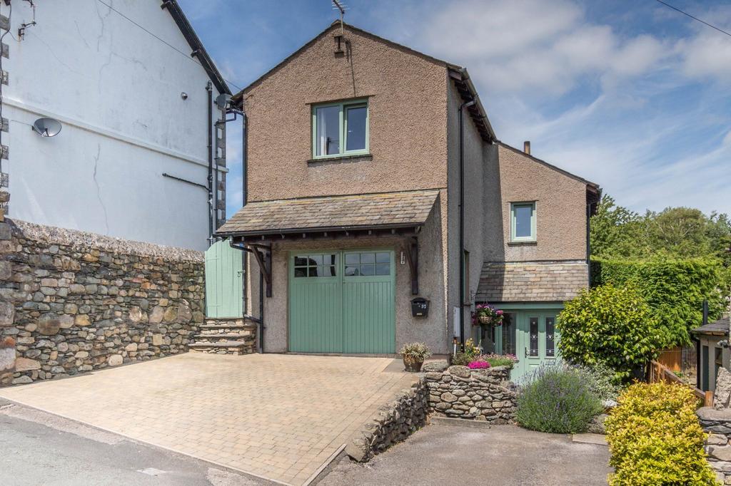 92 Main Street, Flookburgh 3 bed detached house for sale £330,000