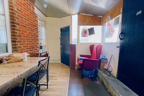 85 Carlyon Road, Wembley, HA0 1HT