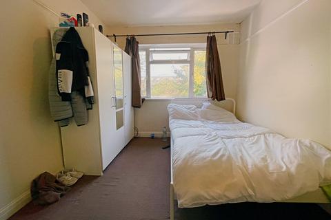 85 Carlyon Road, Wembley, HA0 1HT