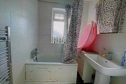 85 Carlyon Road, Wembley, HA0 1HT