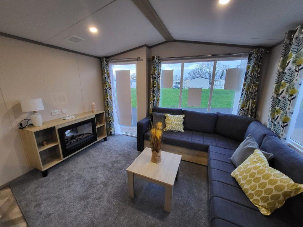 Glendale Holiday Park 3 bed static caravan - £49,995