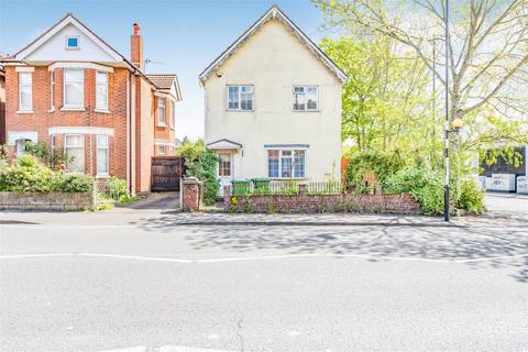 3 bedroom detached house for sale - Bullar Road, Southampton SO18