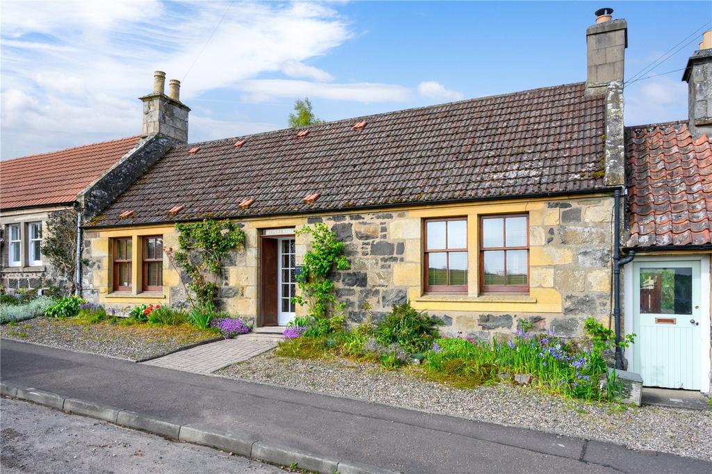 7 The Row Letham Cupar KY15 3 bed house 230 000