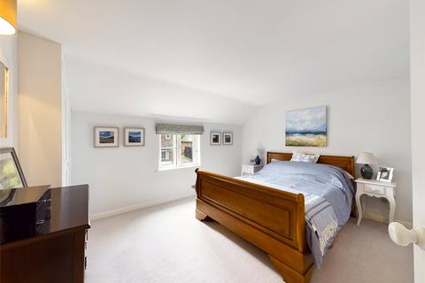 14 School Road, Charlton Kings, Cheltenham, GL53 8AU