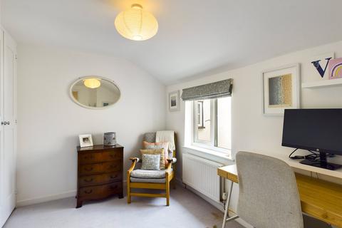 14 School Road, Charlton Kings, Cheltenham, GL53 8AU