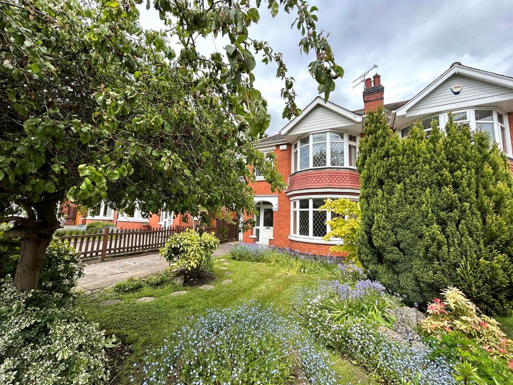Broad Lane, Coventry, CV5 3 bed semidetached house for sale £325,000