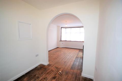 67 West Road, Feltham, TW14 8JG