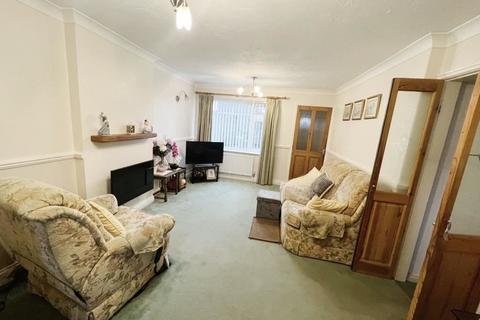 2 bedroom ground floor flat for sale, Formby Walk, Eaglescliffe, Stockton, Stockton-on-Tees, TS16 9EL