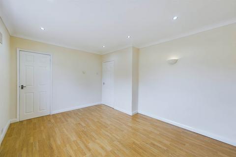 2 bedroom maisonette for sale, Rowcroft, Hemel Hempstead