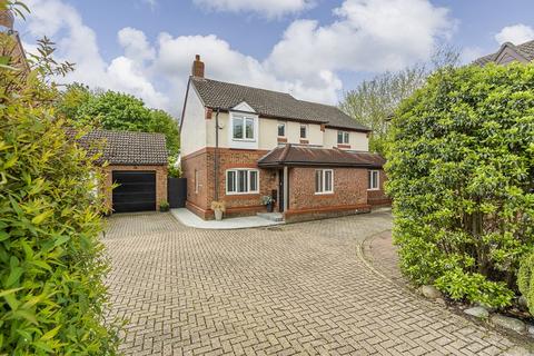 36 Barton Drive, Hamble, Southampton, SO31 4RE