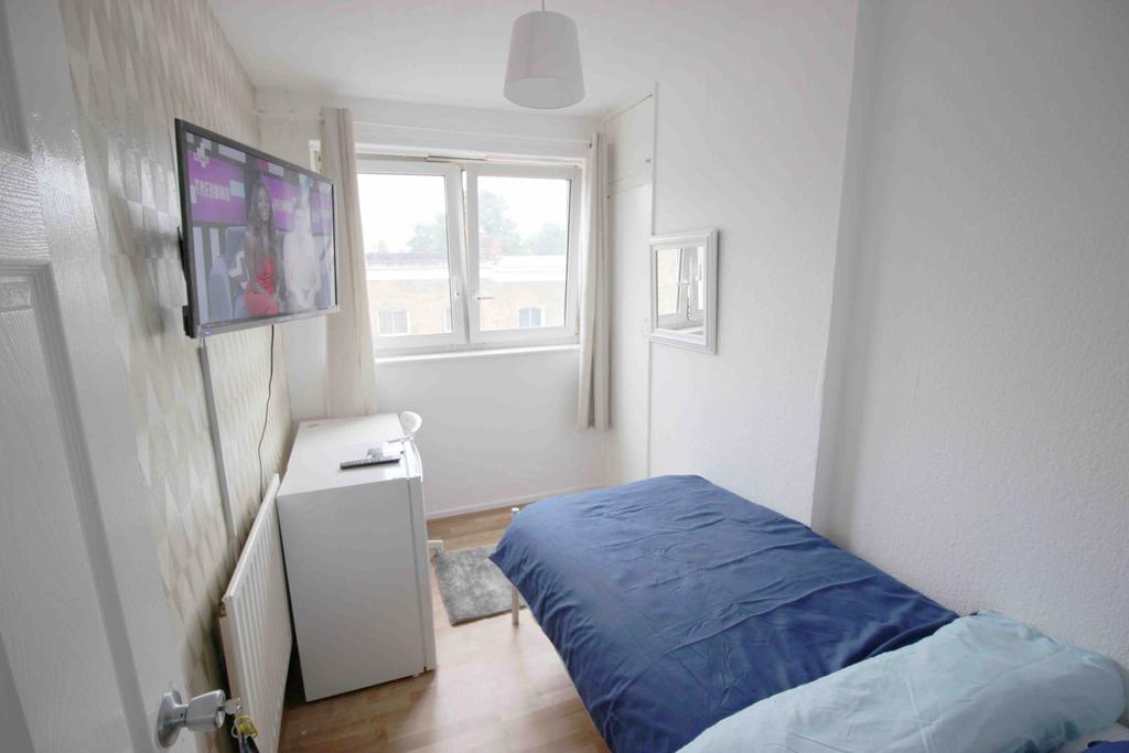 Single Room in BETHNAL GREEN/SHOREDITCH £700 per