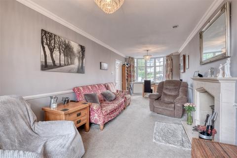 2 Dunard Road, Shirley, Solihull, B90 2HR