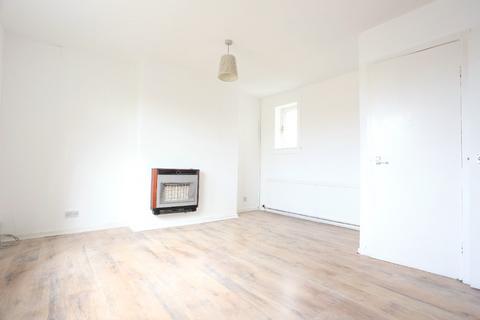 2 bedroom flat to rent, South Gyle Road, Gyle, Edinburgh, EH12