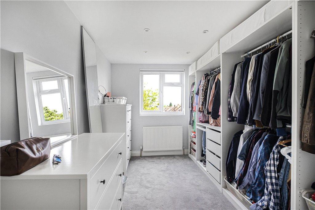 Bedroom/Wardrobe