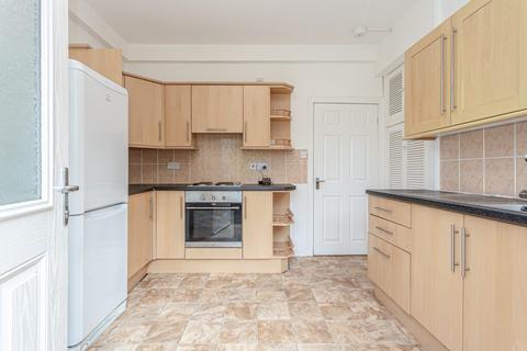 2 Abbey Road, Auchterarder, PH3 1DN