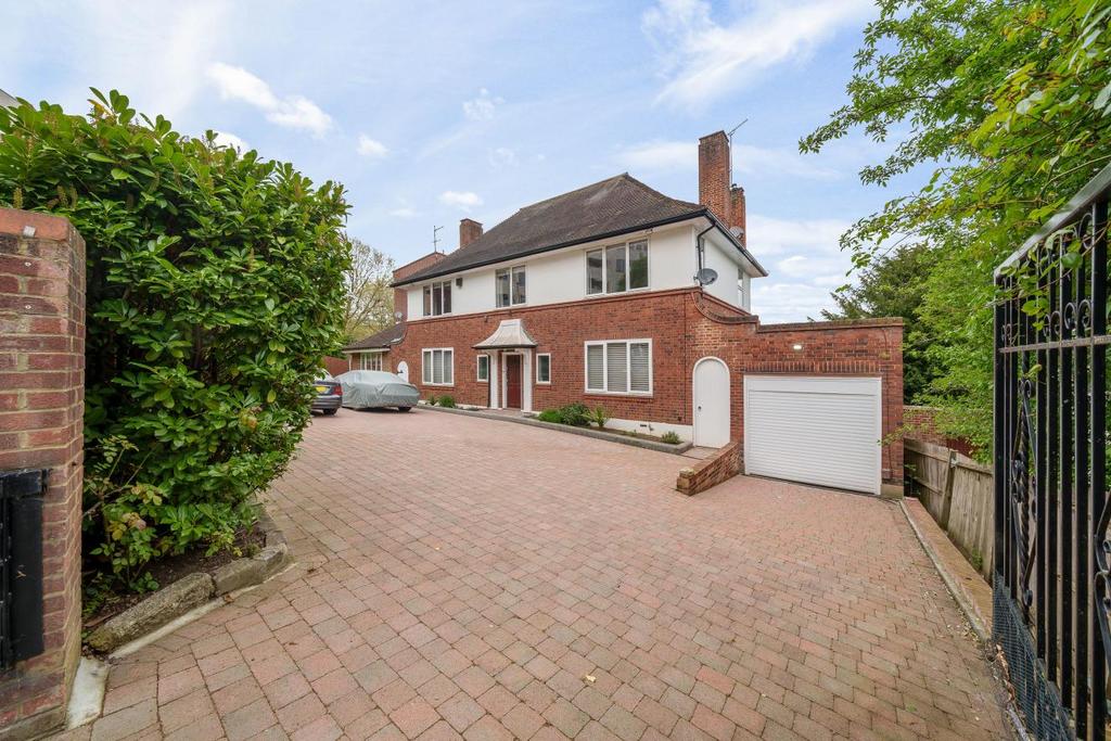 Skeena Hill, Southfields 4 bed detached house - £2,250,000