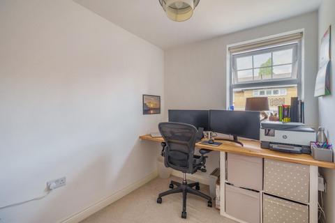 21 Erickson Gardens, Bromley, BR2 9FZ