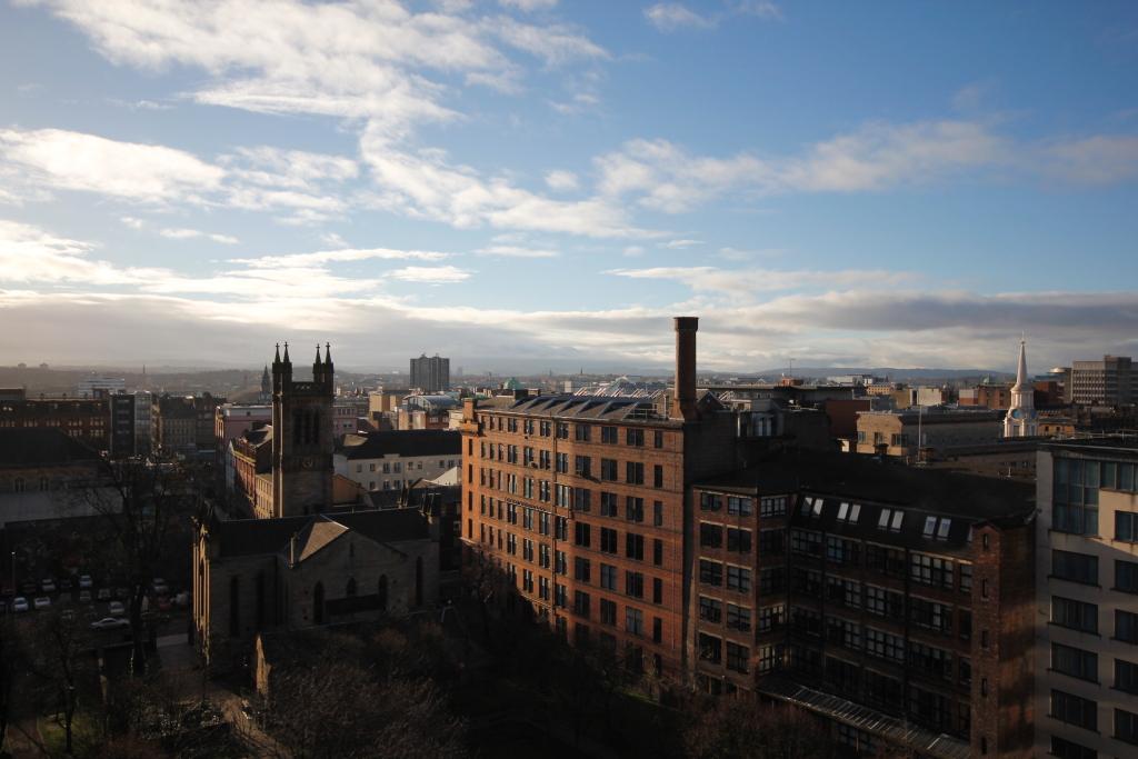 205 Albion Street, Glasgow, G1 1RU 1 bed flat £895 pcm (£207 pw)