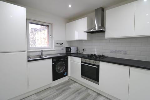 2 bedroom flat to rent, Millstream Court, Paisley, PA1 1RR