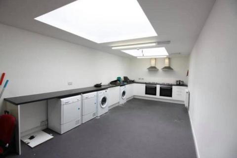 Studio to rent, Lower Dolcliffe Road, Mexborough