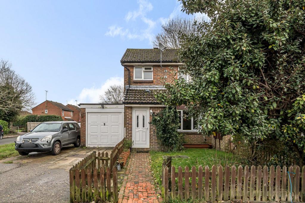 Storrington, Pulborough RH20 3 bed end of terrace house for sale £340,000