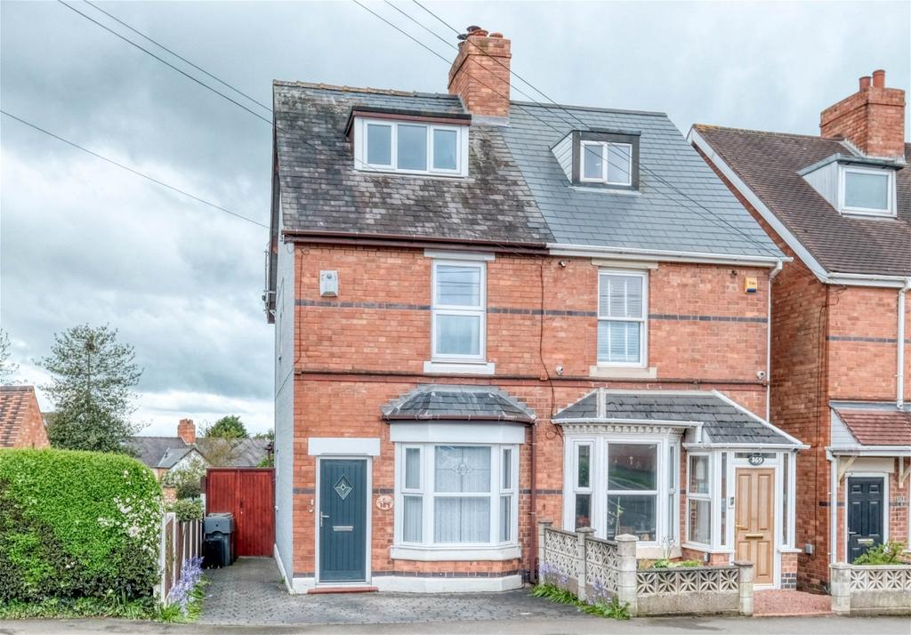 Stourbridge Road, Bromsgrove, B61 0AP 3 bed semidetached house for