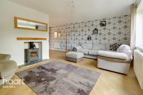 77 Barton Road, Comberton, Cambridge, CB23 7BS